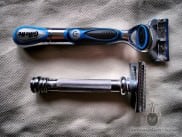 Size Comparison Merkur - Gillette Size Comparison Merkur - Gillette