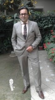 Mid Grey Suit & Dark Grey Tie Mid Grey Suit & Dark Grey Tie