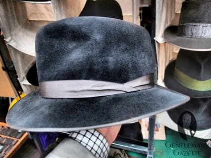 Beautiful Hat in Velour Finish