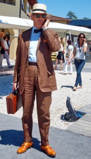 Wrinkled Linen Suit via Stile Maschile Wrinkled Linen Suit via Stile Maschile