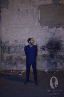 The 2 Eur Neapolitan Suit