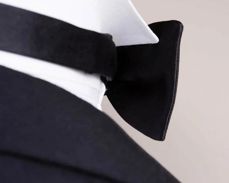 3 Advanced Ways To Tie A Bow Tie