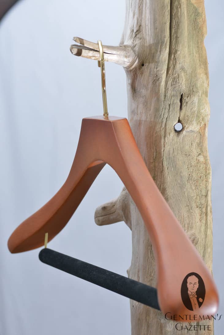 Butler Luxury Wooden Hanger Review