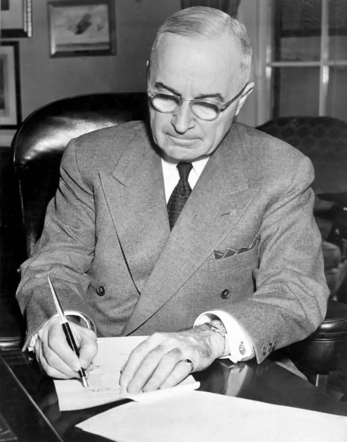 Truman with Tie Pocket Square & Masonic Lapel Pin 1950