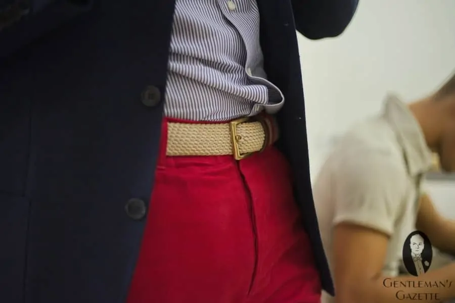 Casual belt, hopsack blazer & bright red trousers