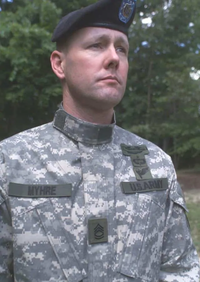 Mandarin Collar on US Army uniform