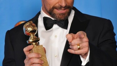 Hugh Jackman in Louis Vitton link-front at the 2013 Golden Globes