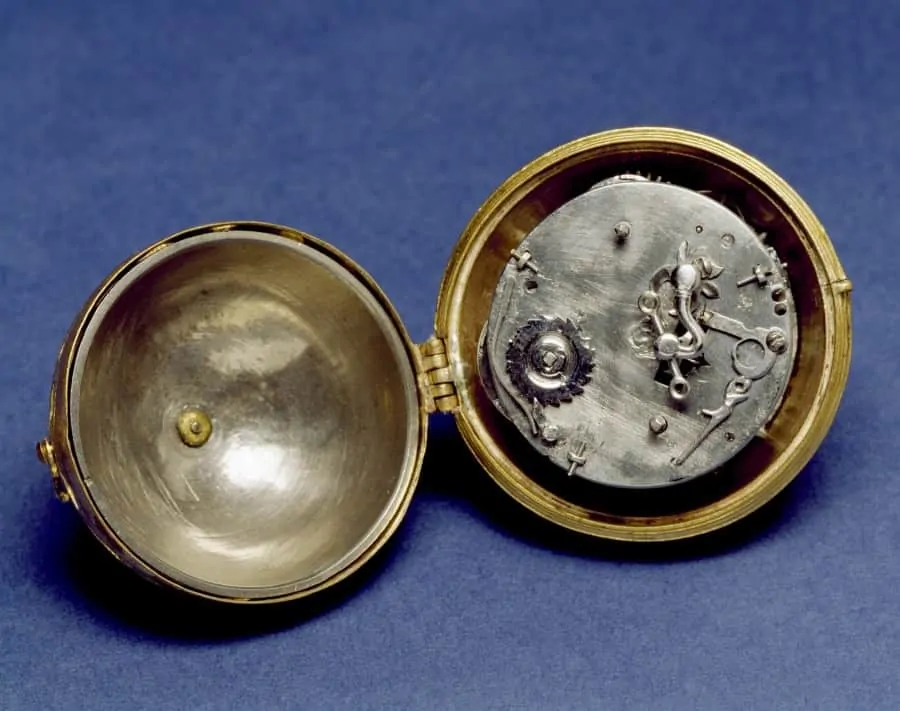 German Spherical Table Watch Details