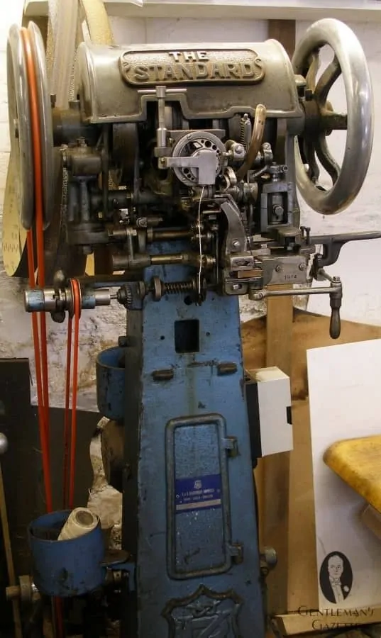 The sole stitching machine
