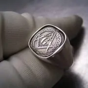 An image of a Freemason Ring