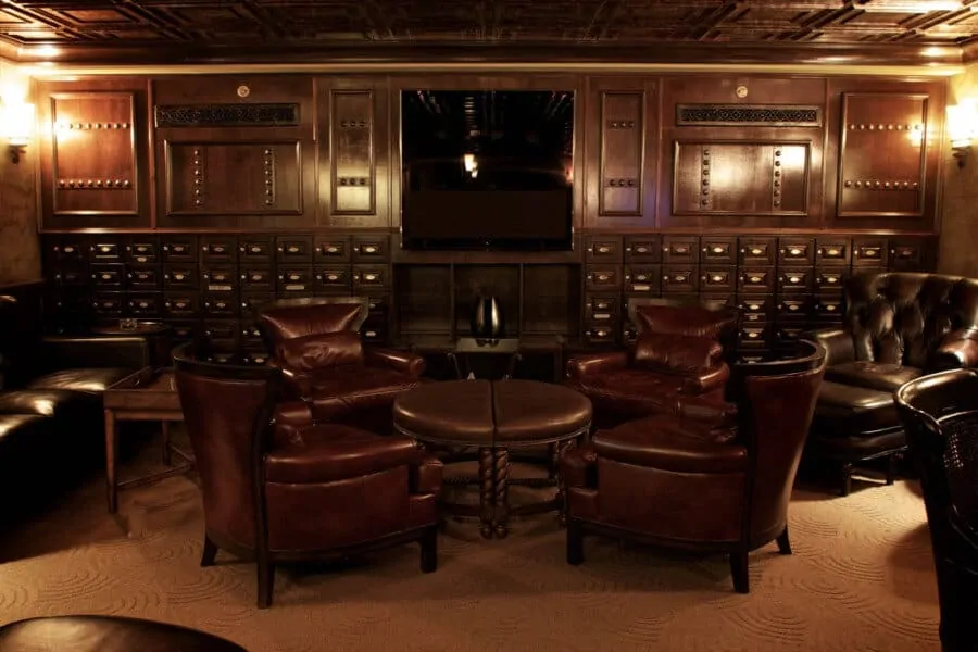 Private Cigar Lounge for Members