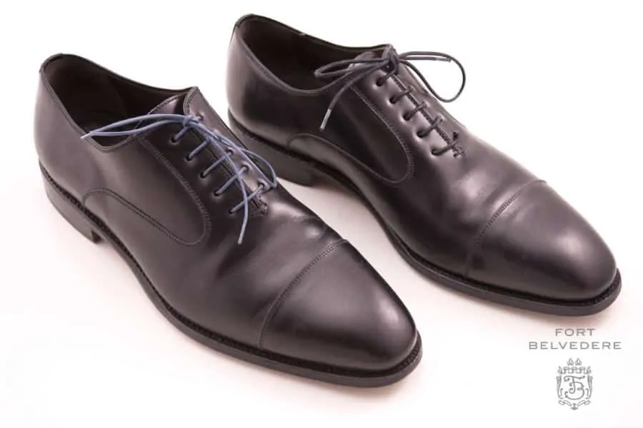 Black Captoe Oxford with dark gray and black dress shoelaces by Fort Belvedere