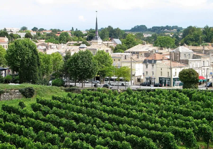 The quaint and elegant region of Bordeaux France is a wonderful tourist destination
