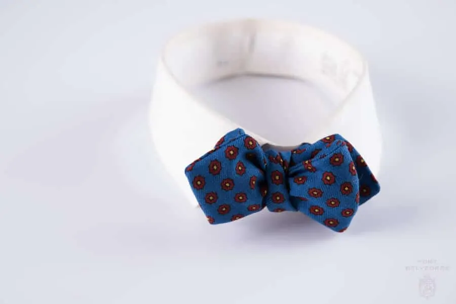 Bow Ties on Collar Mohair Blue with Red & Yellow Pattern - Fort Belvedere