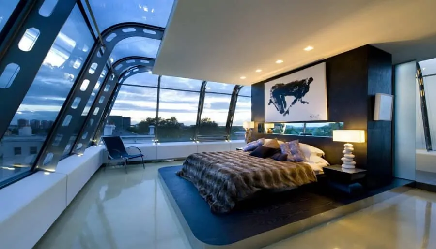 Incredible skyline bedroom showcasing the outside world