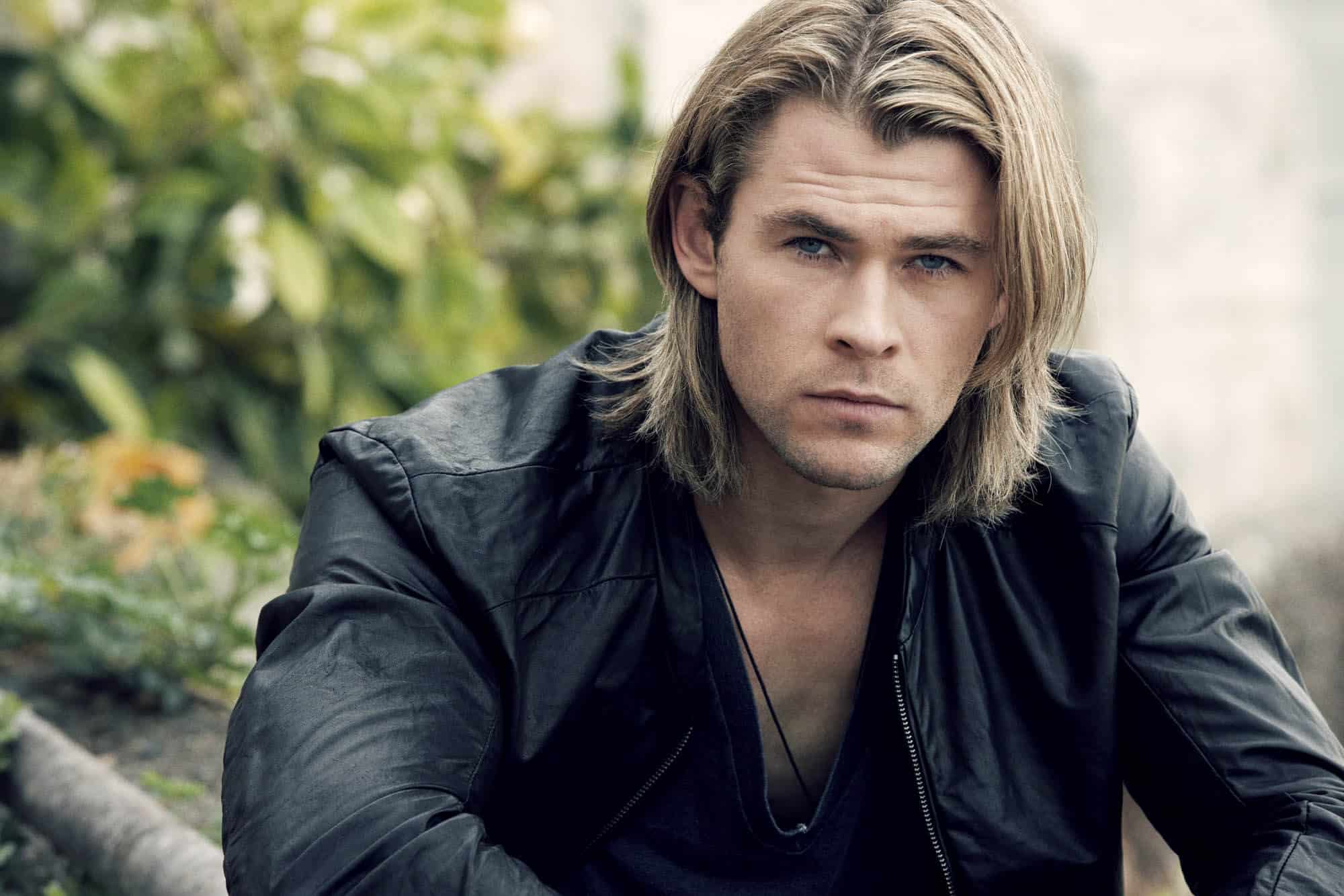 Featured image of post Cool Hair Style Men Long Hair - Whether it's pulled back, worn with texture, or dramatically parted, long hair can be styled for any.