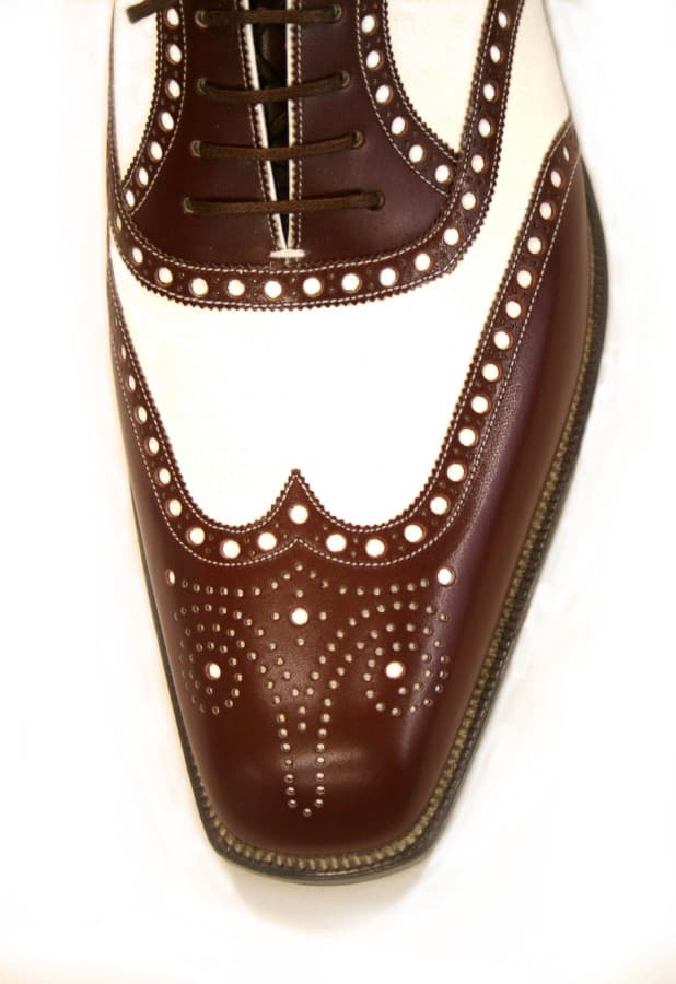 Wingtip Spectator Or Co Respondent Shoe Wingtip Spectator or Co-respondent shoe