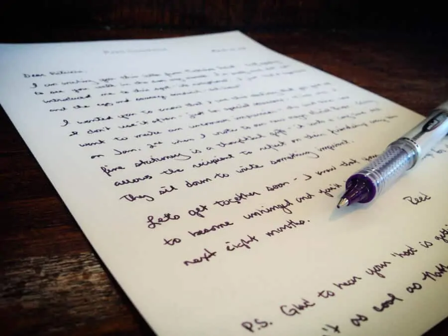 Social letters are always more sincere when handwritten