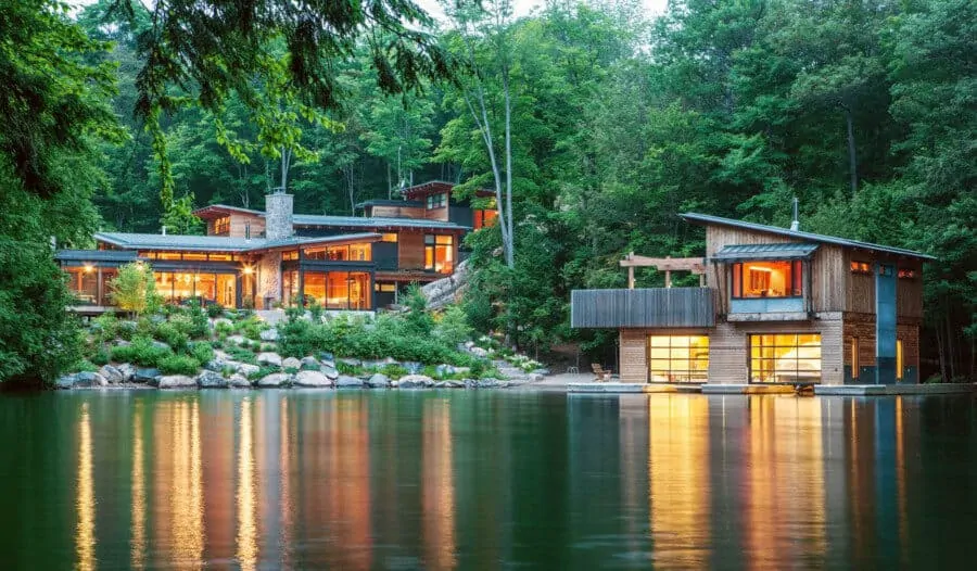 A charming lake house