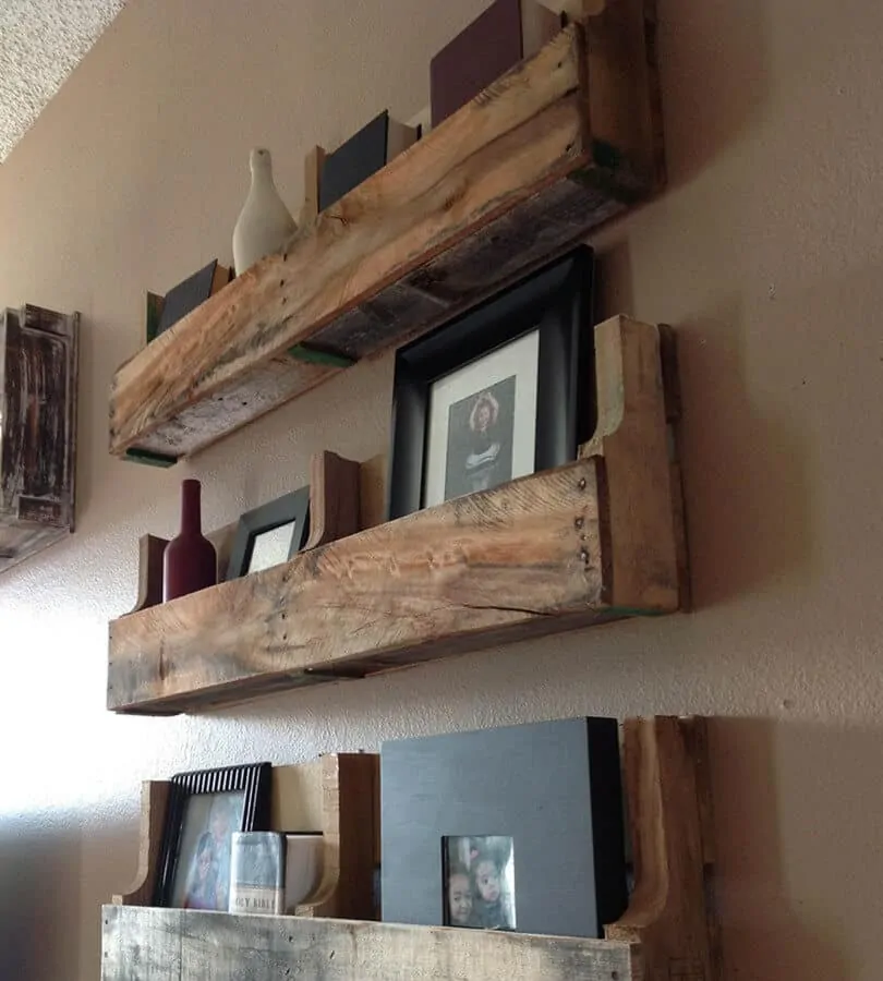 Reclaimed wooden pallets as shelves