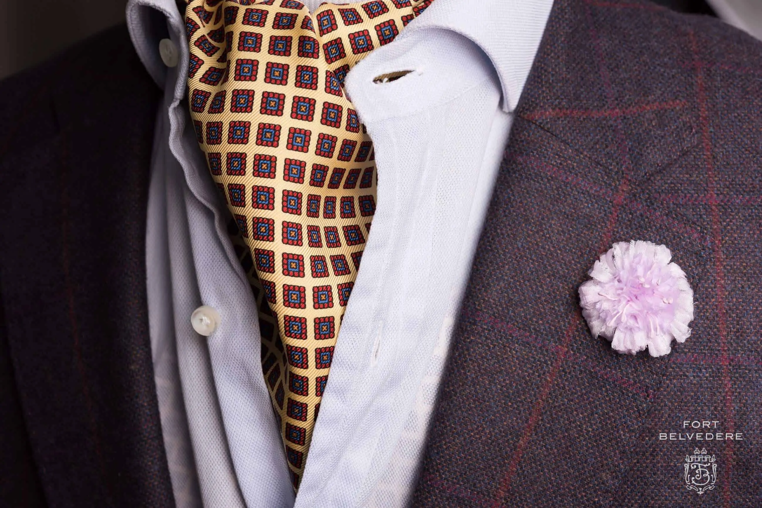 Cravat Vs Ascot: What Is The Difference? – Croom & Flood