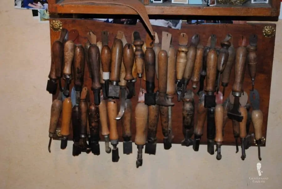 Tools of a shoemaker