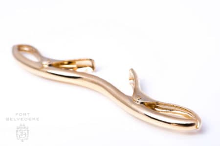 Collar Bar Clip in Yellow Gold For Classic Narrow Spread Collars