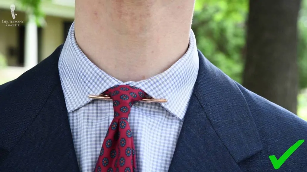 neck tie clip
