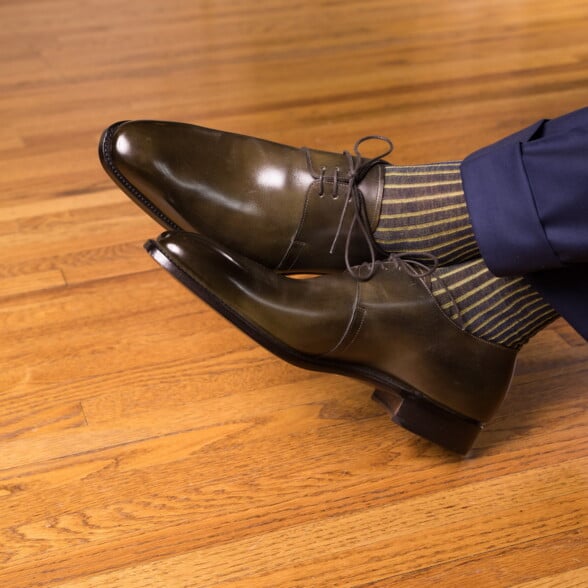 Olive green shoes with navy trousers