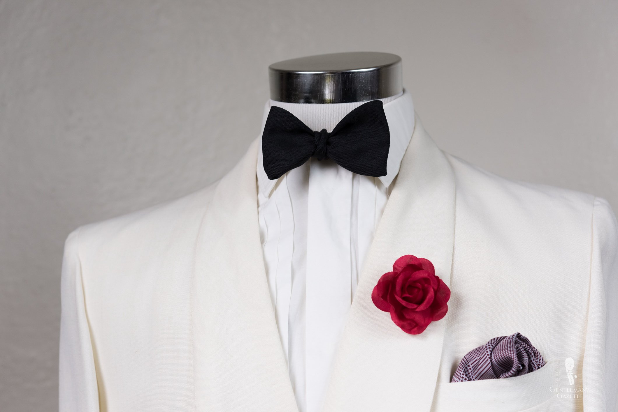 Red Floral Pocket Square Wedding Bow Ties Cream Bow Tie and Pocket Square