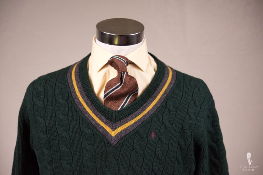 Bottle Green Sweater With V Neck And Brown Stripes Tie By Fort Belvedere Bottle Green Sweater with V-neck and brown stripes tie by Fort Belvedere
