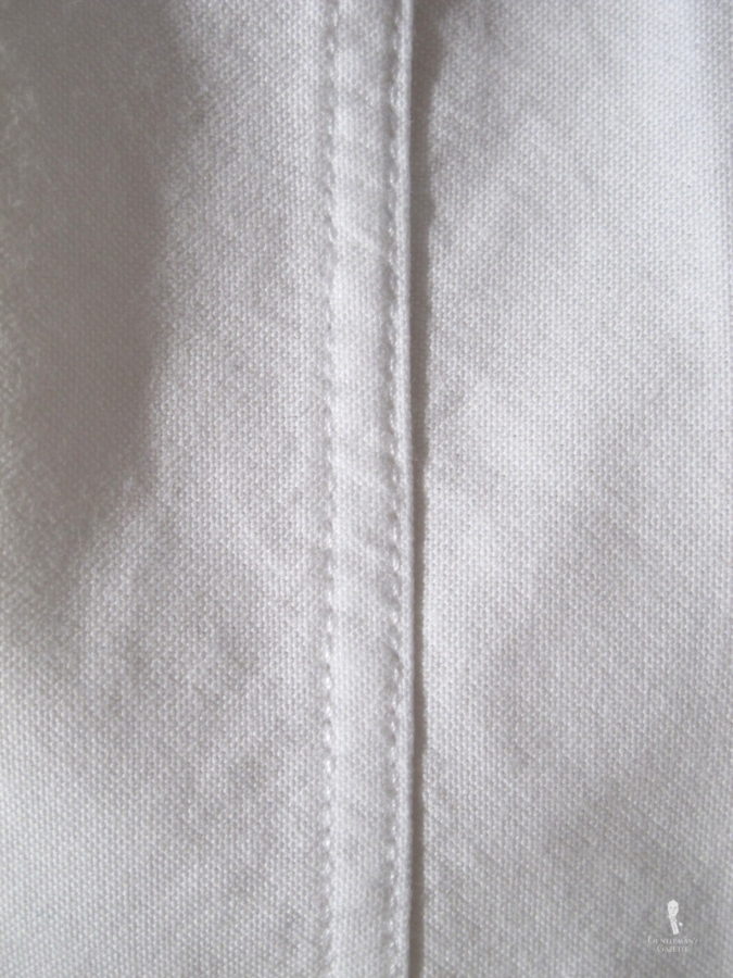 Double needle stitching - a hallmark of inferior shirts