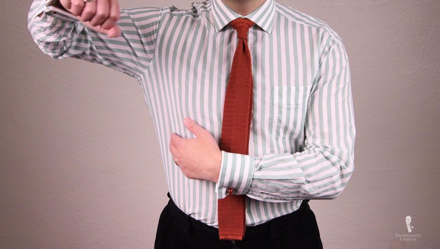 keep shirt tucked in without shirt stays