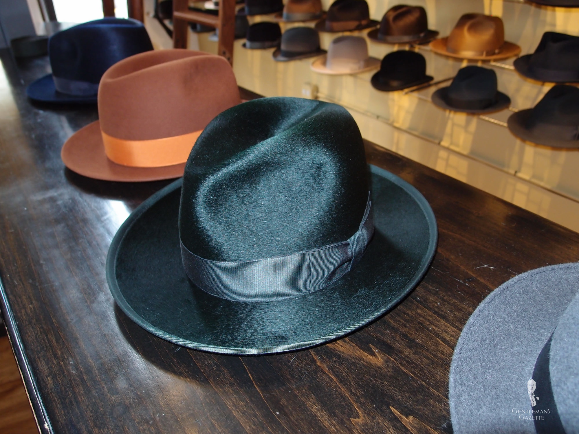 Black 100/% Wool High Quality Hard Top Churchill Homburg Felt Trilby Hat