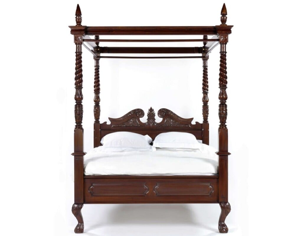 Four Poster Bed