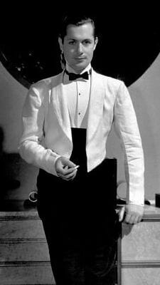 American actor Robert Montgomery wearing the new informal interpretation of the mess jacket in 1932.