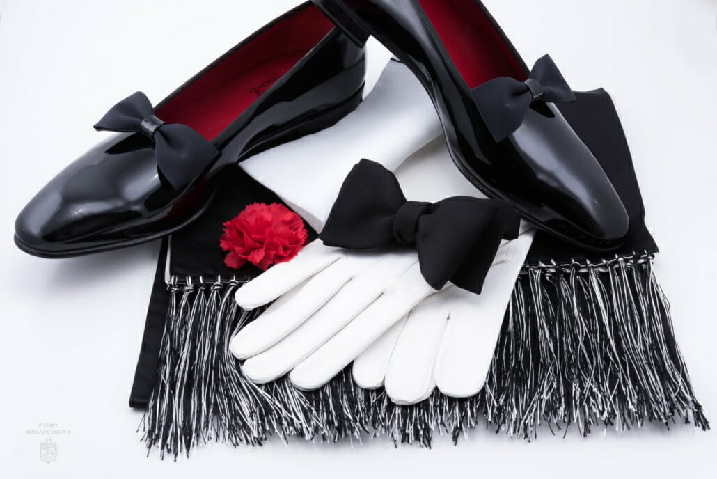 BlackTie Guide Bow Tie in Silk Faille Grosgrain with Red Carnation Boutonniere and Evening Scarf in Black