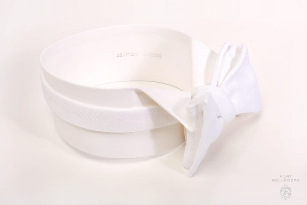 Detachable Wing Collar with white marcella piqué bow tie sized and self-tie by Fort Belvedere