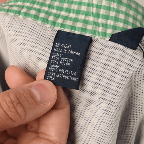 A photo of a clothing tag