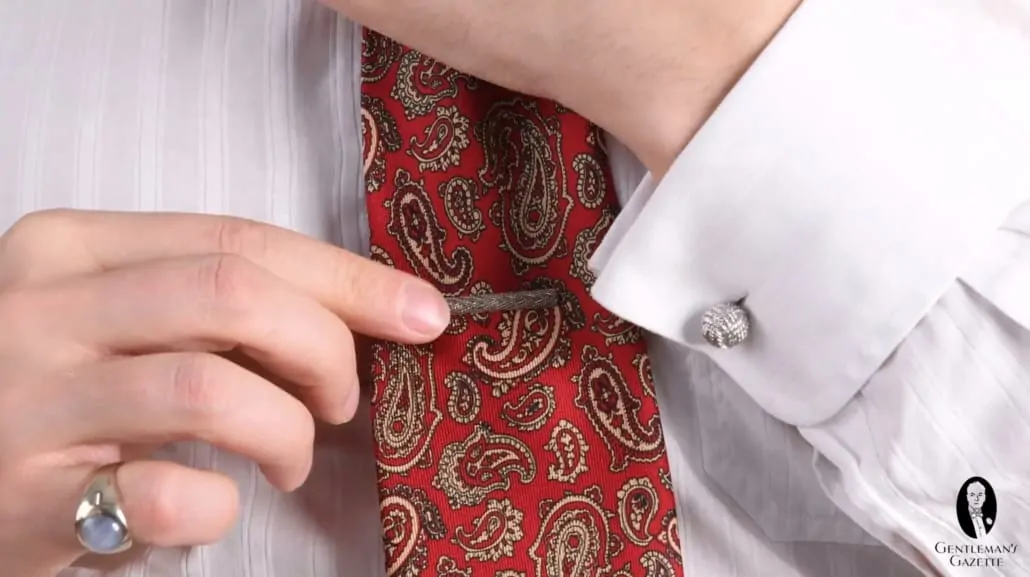 Adding a vintage tie bar to a tie