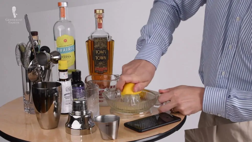 Essential bar tools and equipment to make cocktails