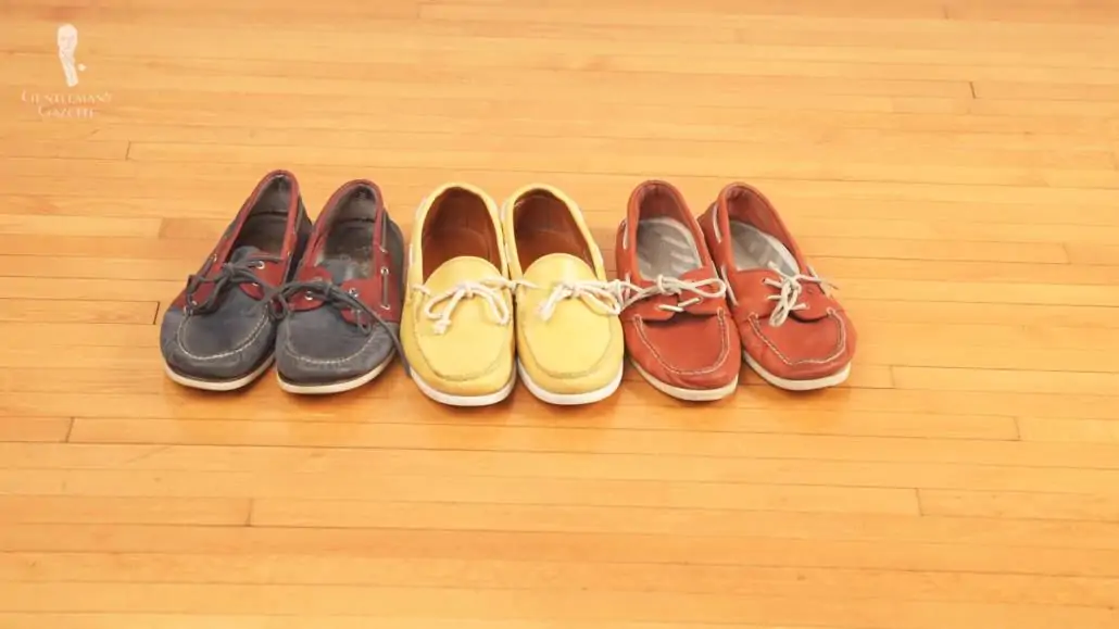 Boat shoes in navy, yellow and orange-red 