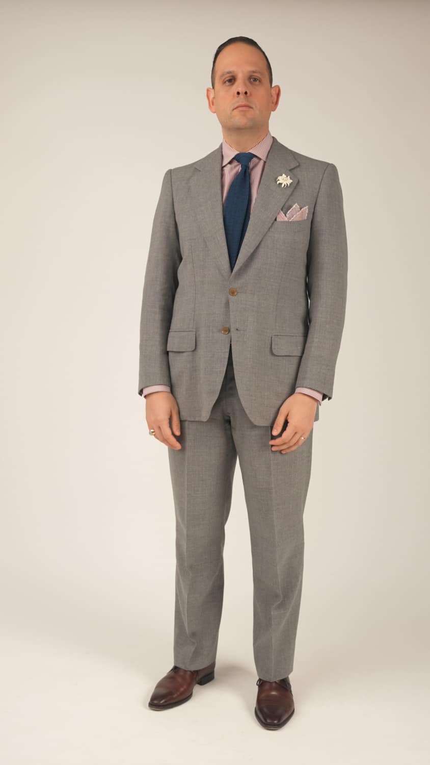Complete Guide To Buying Suits Online