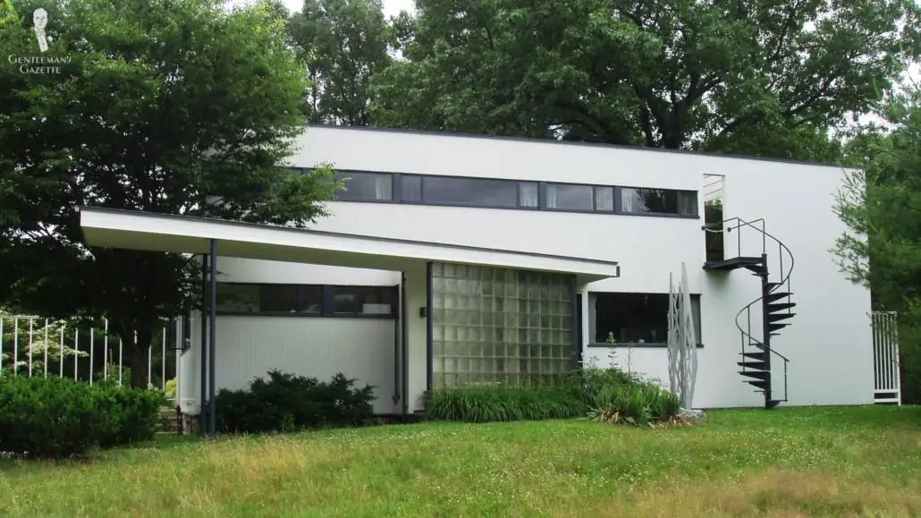 A Bauhaus-inspired home.