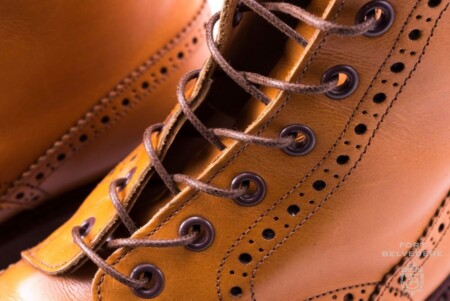 Mid Brown Boot Laces Round Waxed Cotton - by Fort Belvedere