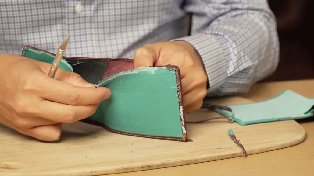 The leather interlining was designed to keep the wallet in shape over time.