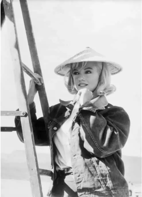 Marilyn Monroe wore denim jackets as an "off-duty" look in the 1960s.