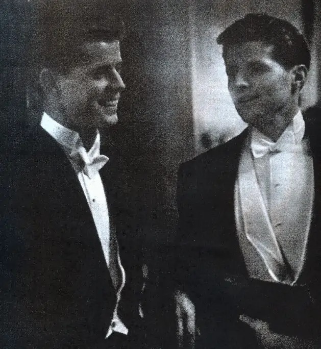 John F. Kennedy and brother Joe Jr.