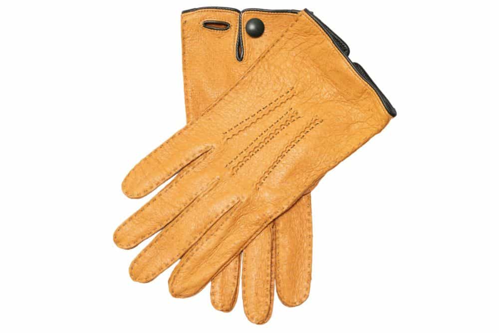 Peccary Gloves Unlined in Chamois Yellow with Button - Fort Belvedere