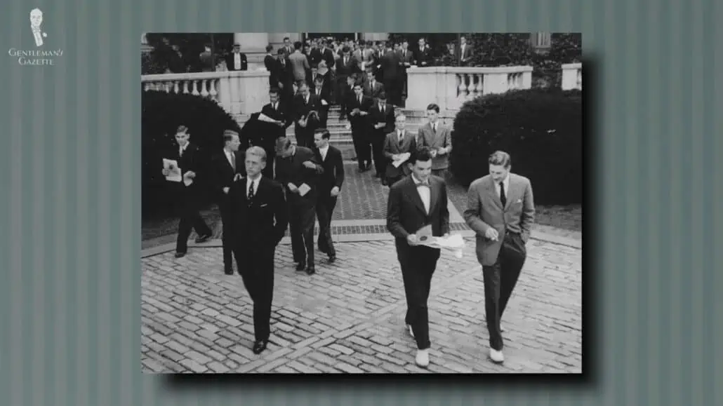 In business settings, men could now commonly be seen wearing blazers and slacks instead of two piece suits.